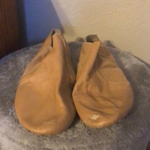 Junior’s jazz shoes